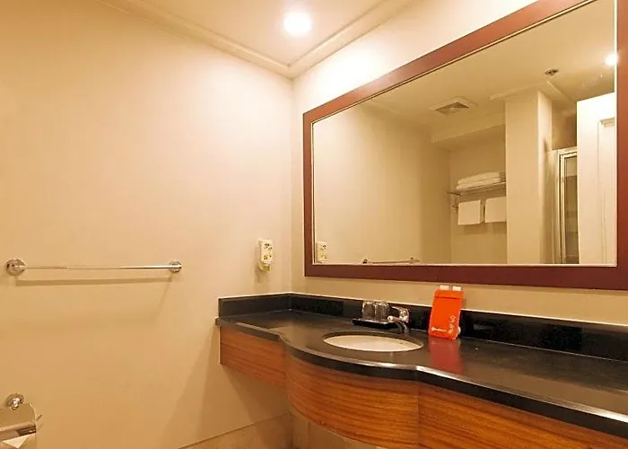 Reddoorz Premium At The Residences Olympia Makati 호텔 마닐라