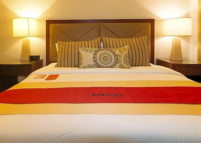 Reddoorz Premium At The Residences Olympia Makati 마닐라