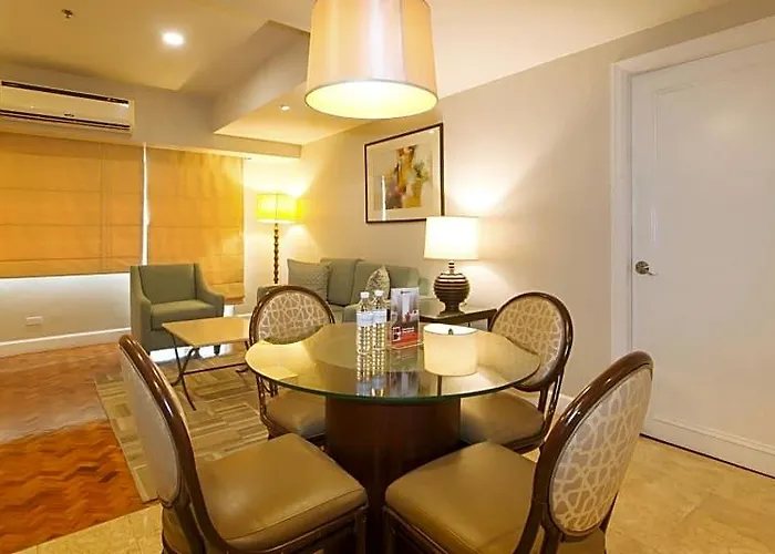 호텔 Reddoorz Premium At The Residences Olympia Makati 3*