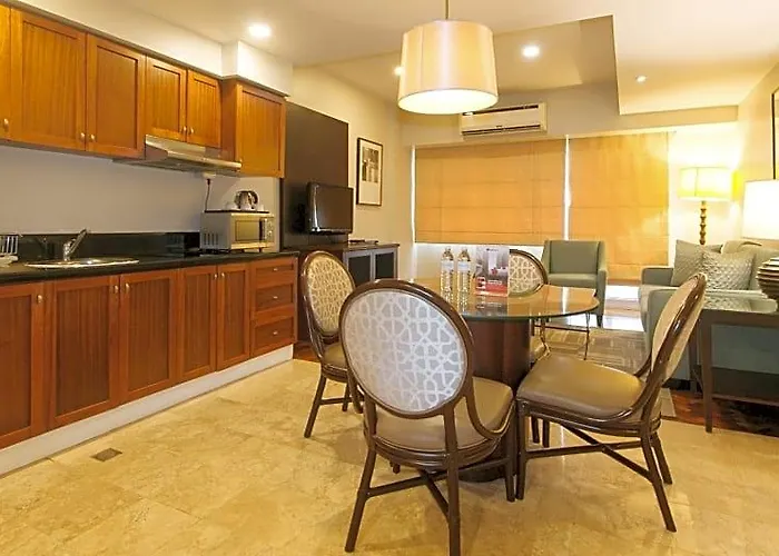 Reddoorz Premium At The Residences Olympia Makati 3*